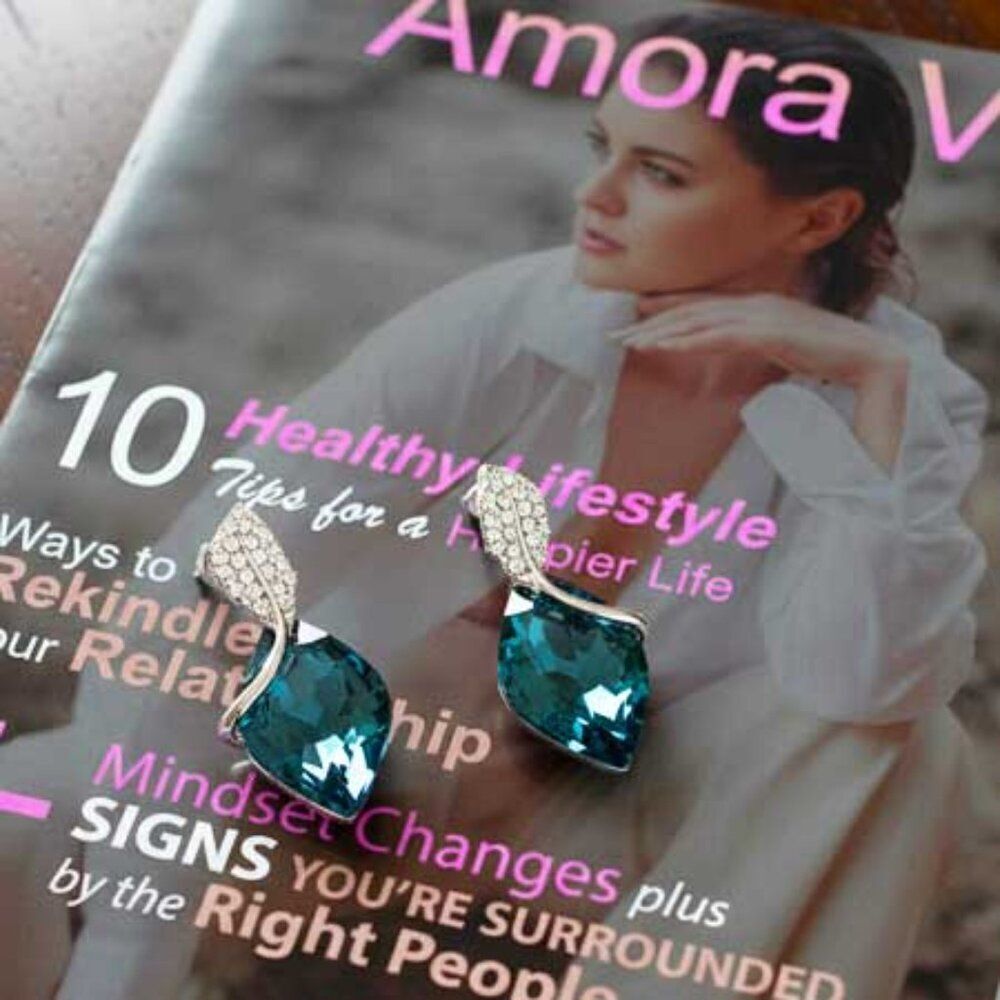 Elegant Dark Blue Crystal Earrings - Picture 6 of 11